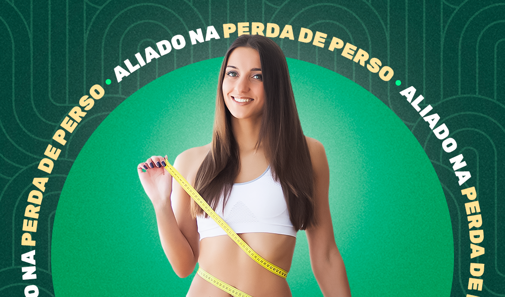 Mulher com fita métrica envolta da barriga