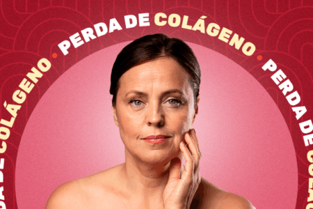 mulher com a mão no rosto perdendo colágeno