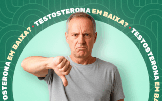 homem com dedo em negação